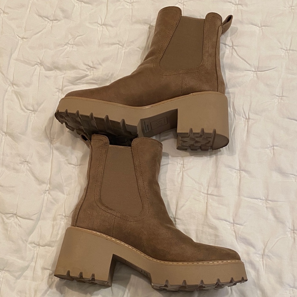 DV DOLCE VITA Suede Ankle Boots